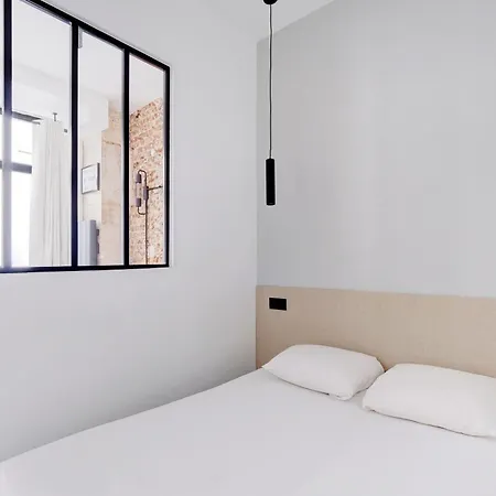Beautiful - 1br 4p - Near Nation